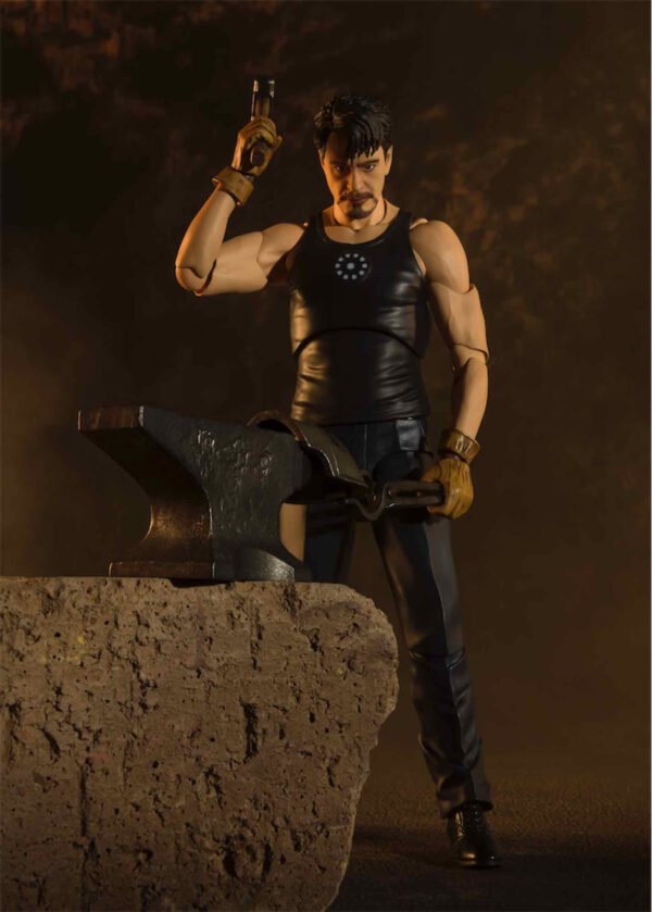 Figura Tony Stark Birth Of Iron Man SH Figuarts Bandai