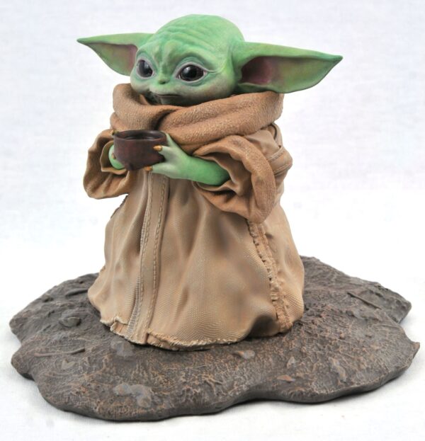 Estatua Baby Yoda Con Sopa Escala 1/2 Star Wars Gentle Giant
