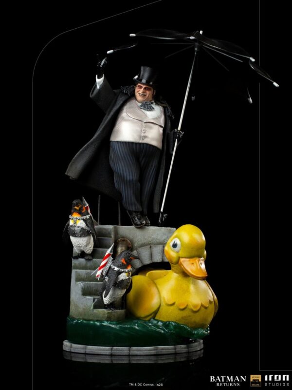 The Penguin Deluxe Pingüino Batman Returns Escala 1/10 Iron Studios
