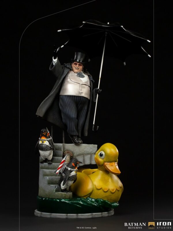 The Penguin Deluxe Pingüino Batman Returns Escala 1/10 Iron Studios