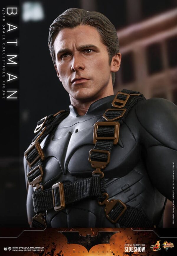 Figura Batman Begins Exclusive Hot Toys Escala 1/6