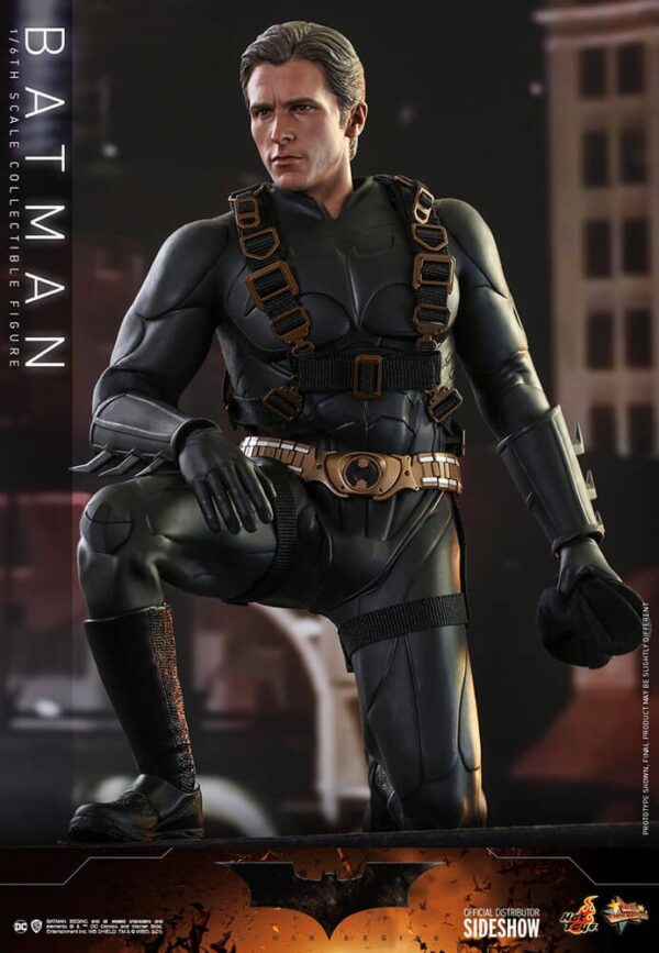 Figura Batman Begins Exclusive Hot Toys Escala 1/6