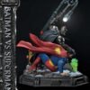 Estatua Batman vs Superman The Dark Knight Master Race Deluxe Bonus Version Escala 1:3 Prime1 Studio