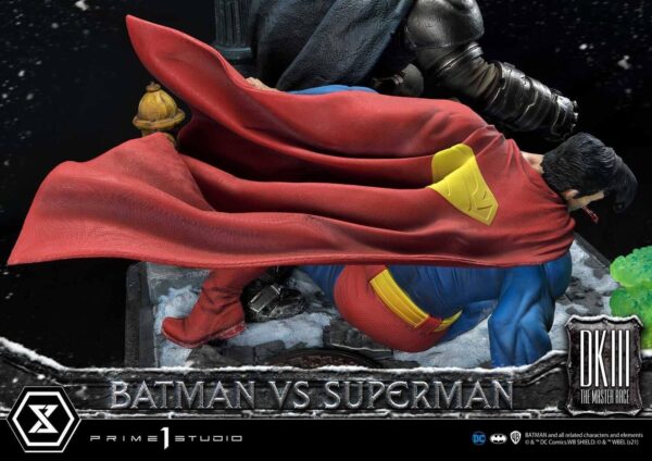 Estatua Batman vs Superman The Dark Knight Master Race Deluxe Bonus Version Escala 1:3 Prime1 Studio