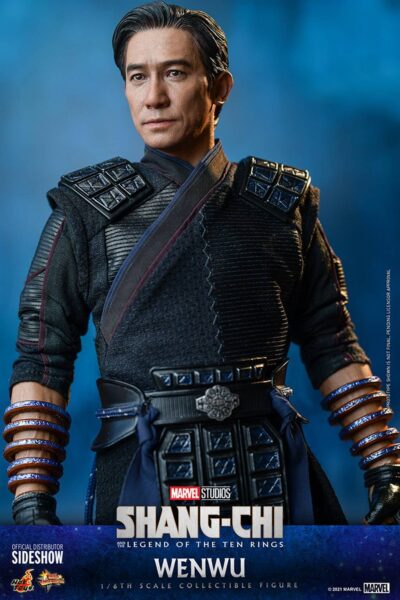 Figura Wenwu Shang Chi y la leyenda de los Diez Anillos Hot Toys Escala 1/6