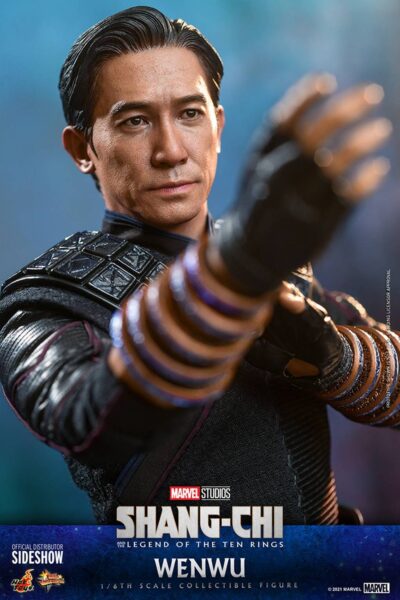 Figura Wenwu Shang Chi y la leyenda de los Diez Anillos Hot Toys Escala 1/6