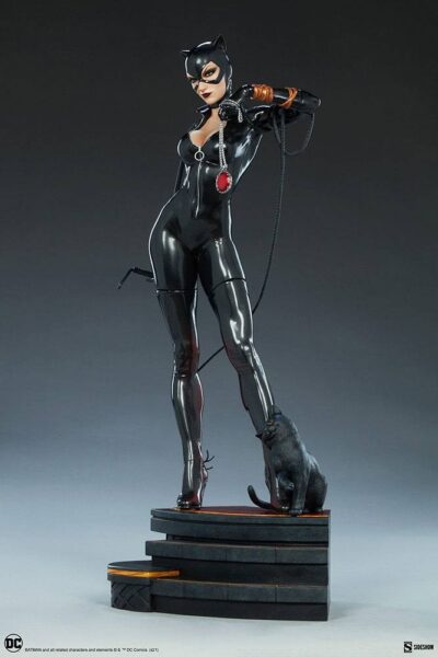 Estatua Catwoman Premium Format Sideshow