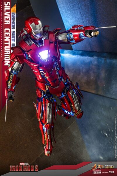 Figura Silver Centurion Iron Man 3 Armor Suit Up Version Hot Toys Escala 1/6