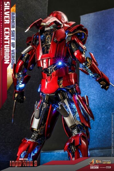 Figura Silver Centurion Iron Man 3 Armor Suit Up Version Hot Toys Escala 1/6