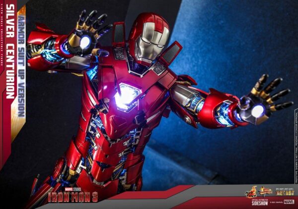 Figura Silver Centurion Iron Man 3 Armor Suit Up Version Hot Toys Escala 1/6