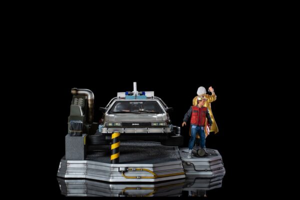 Estatua Regreso al Futuro 2 Set Completo DeLorean Deluxe Version Escala 1:10