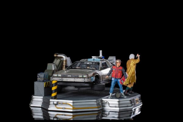 Estatua Regreso al Futuro 2 Set Completo DeLorean Deluxe Version Escala 1:10