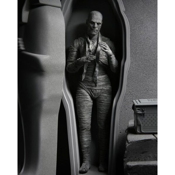 Figura La Momia Blanco Y Negro Ultimate Universal Monsters NECA