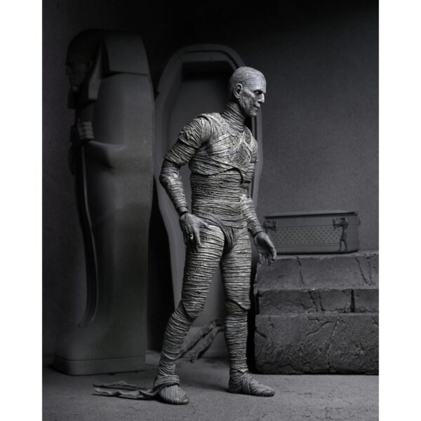 Figura La Momia Blanco Y Negro Ultimate Universal Monsters NECA