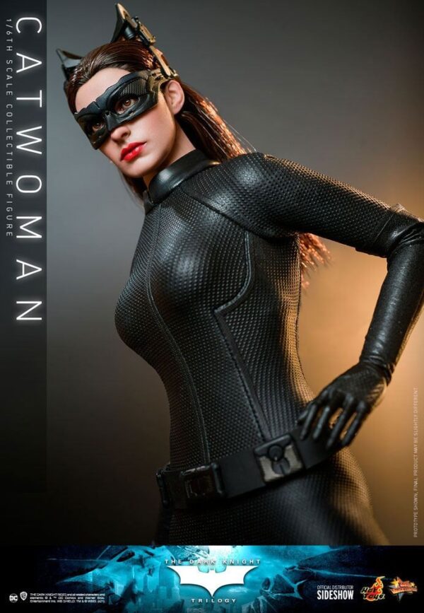 Figura Catwoman The Dark Knight Trilogy Escala 1/6 Hot Toys