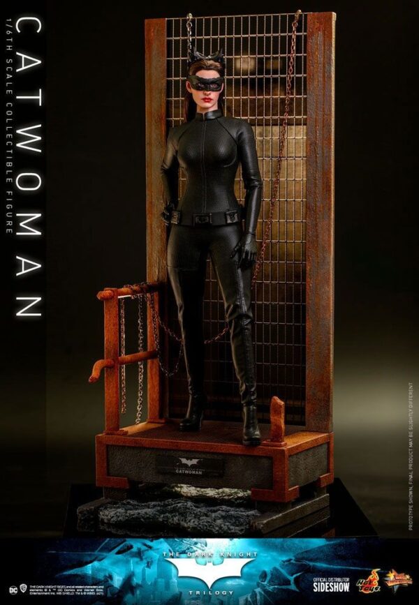 Figura Catwoman The Dark Knight Trilogy Escala 1/6 Hot Toys