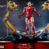 Figura Iron Man 2 Mark IV Escala 1/4 con Suit Up Gantry Hot Toys
