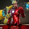 Figura Iron Man 2 Mark IV Escala 1/4 con Suit Up Gantry Hot Toys