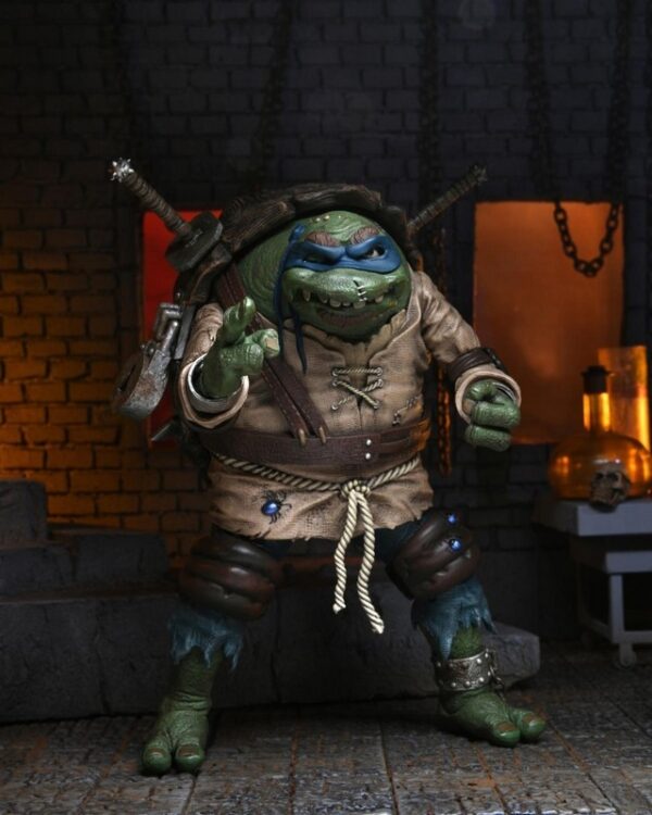 Figura Ultimate Leonardo Jorobado Frankenstein Monster Universal Monsters X TMNT Neca