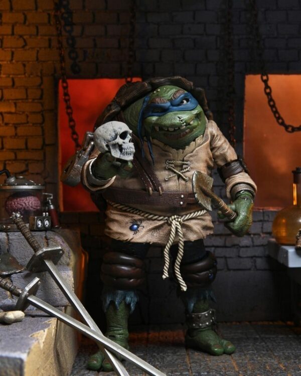 Figura Ultimate Leonardo Jorobado Frankenstein Monster Universal Monsters X TMNT Neca