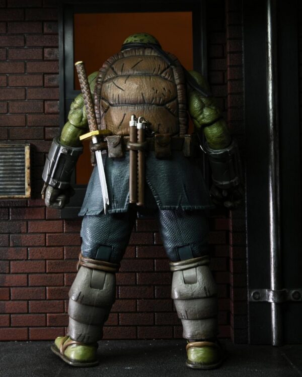 Figura Ultimate The Last Ronin Unarmored Tortugas Ninja Neca