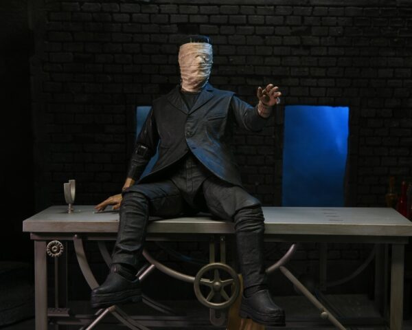 Pack de Accesorios Frankenstein Ultimate Universal Monsters NECA