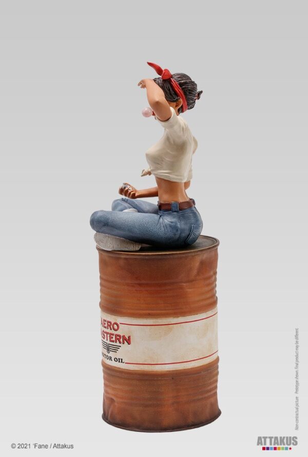 Estatua Lillie Aero Eastern by Fane Pin-Up Attakus