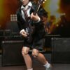 Figura Angus Young AC-DC Con Ropa De Tela Neca