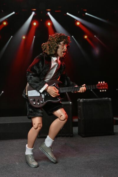 Figura Angus Young AC-DC Con Ropa De Tela Neca