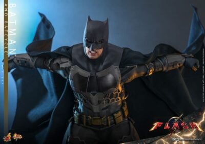 Set Batman y Batcycle The Flash Hot Toys Escala 1:6