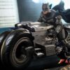 Set Batman y Batcycle The Flash Hot Toys Escala 1:6