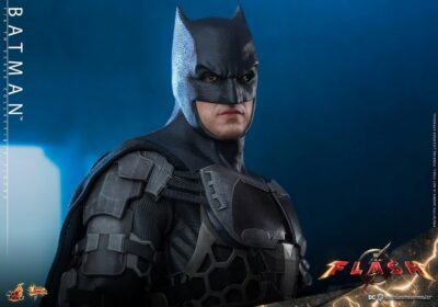 Figura Batman The Flash Hot Toys Escala 1:6