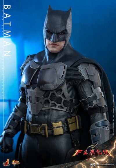 Figura Batman The Flash Hot Toys Escala 1:6