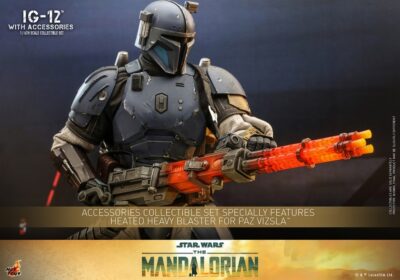 Figura IG-12 The Mandalorian Con Accesorios Hot Toys Escala 1:6