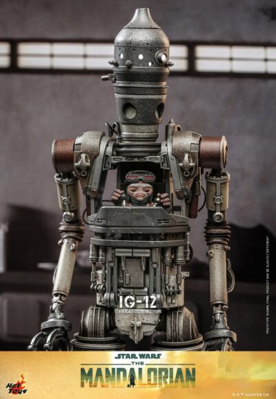 Figura IG-12 The Mandalorian Con Accesorios Hot Toys Escala 1:6