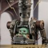 Figura IG-12 The Mandalorian Con Accesorios Hot Toys Escala 1:6