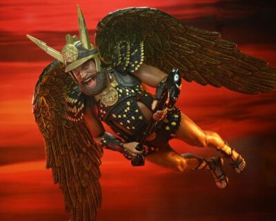 Figura Ultimate Vultan 1980 (Red Military Outfit) Neca