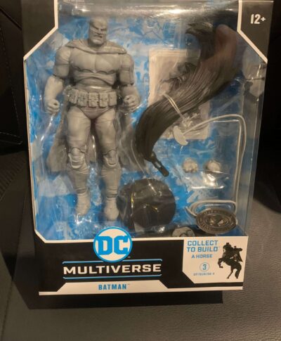 Figura Batman The Dark Knight Returns DC Multiverse Platinum Version McFarlane Toys