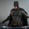 Figura Batman 2.0 Batman V Superman Dawn of Justice Hot Toys Escala 1:6