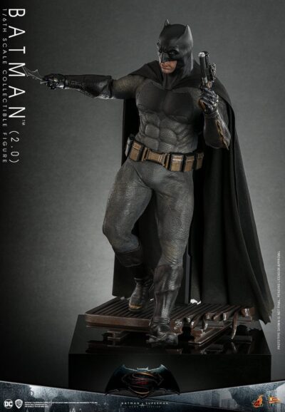 Figura Batman 2.0 Batman V Superman Dawn of Justice Hot Toys Escala 1:6