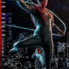 Figura Spiderman 2 Video Game Peter Parker Superior Suit Hot Toys Escala 1:6