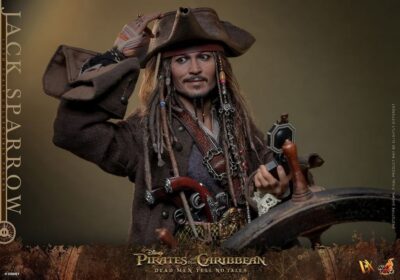 Figura Jack Sparrow Piratas del Caribe: La Venganza de Salazar Escala 1/6 Hot Toys