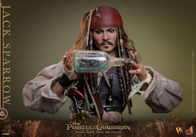 Figura Jack Sparrow Piratas del Caribe: La Venganza de Salazar Escala 1/6 Hot Toys