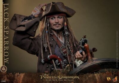 Figura Jack Sparrow Deluxe Piratas del Caribe: La Venganza de Salazar Escala 1/6 DX38 Hot Toys