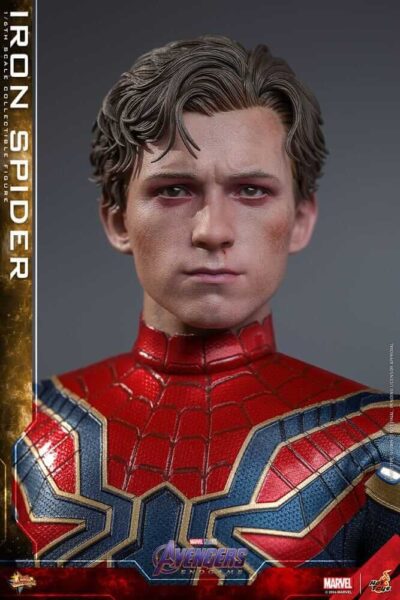 Figura Iron Spider Avengers Endgame Escala 1/6 Hot Toys