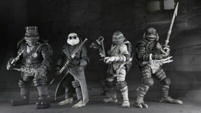 Pack 4 Figuras Universal Monsters x Teenage Mutant Ninja Turtles en Blanco y Negro 18 cm - NECA