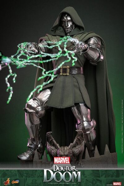 Figura Doctor Doom Marvel Comics Escala 1/6 Hot Toys