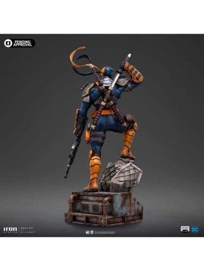 Estatua Deathstroke DC Comics Series 9 Art Scale 1/10 Iron Studios