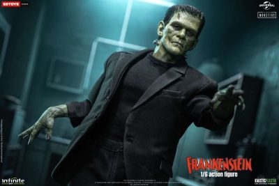Frankensteins monster action figure standard edition