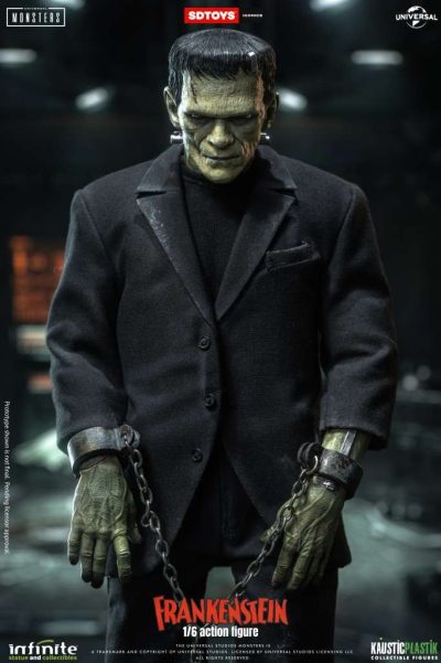 Frankensteins monster action figure standard edition
